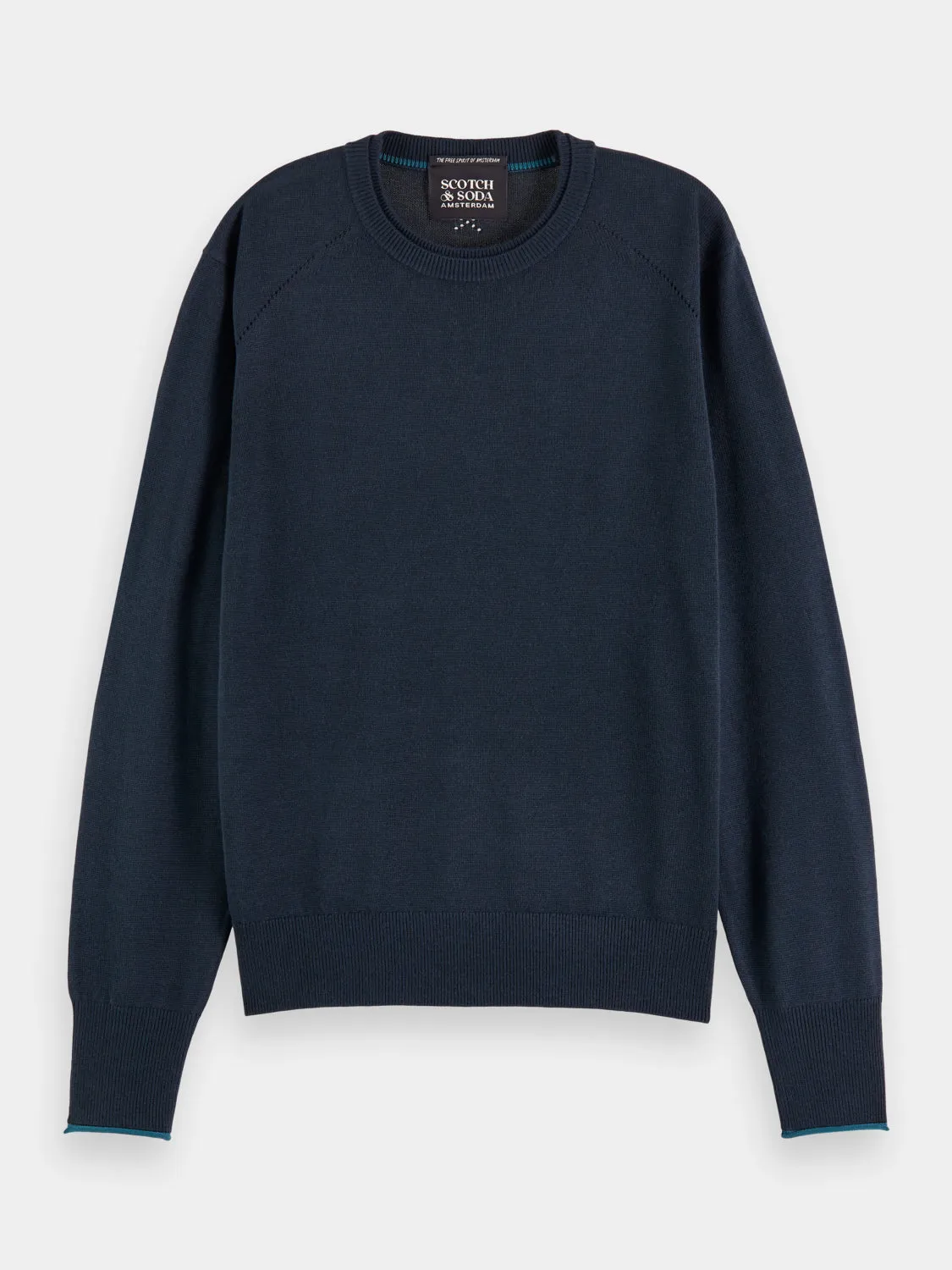 Basic crewneck pullover