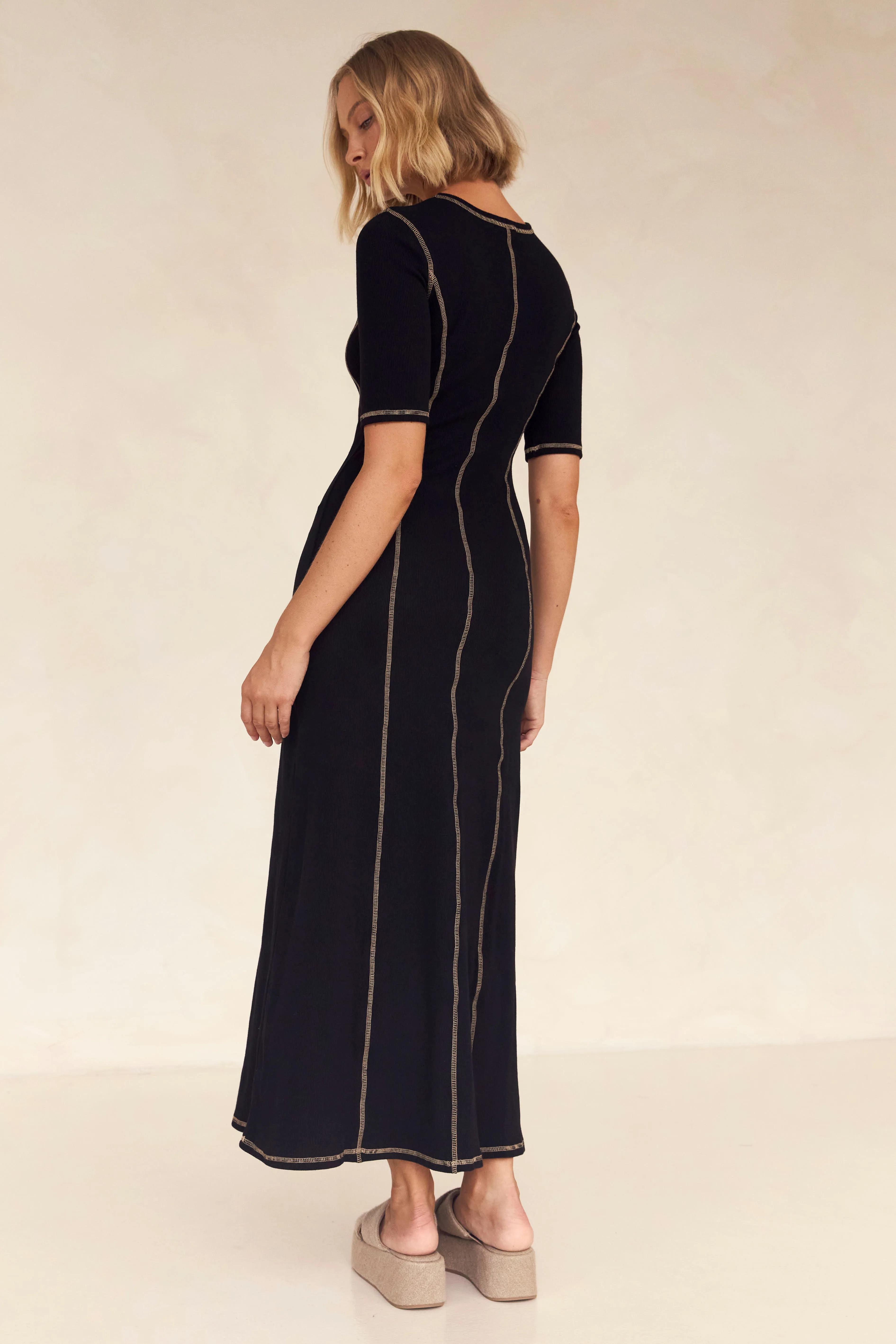 Bates Ribbed Maxi Dress (Black)