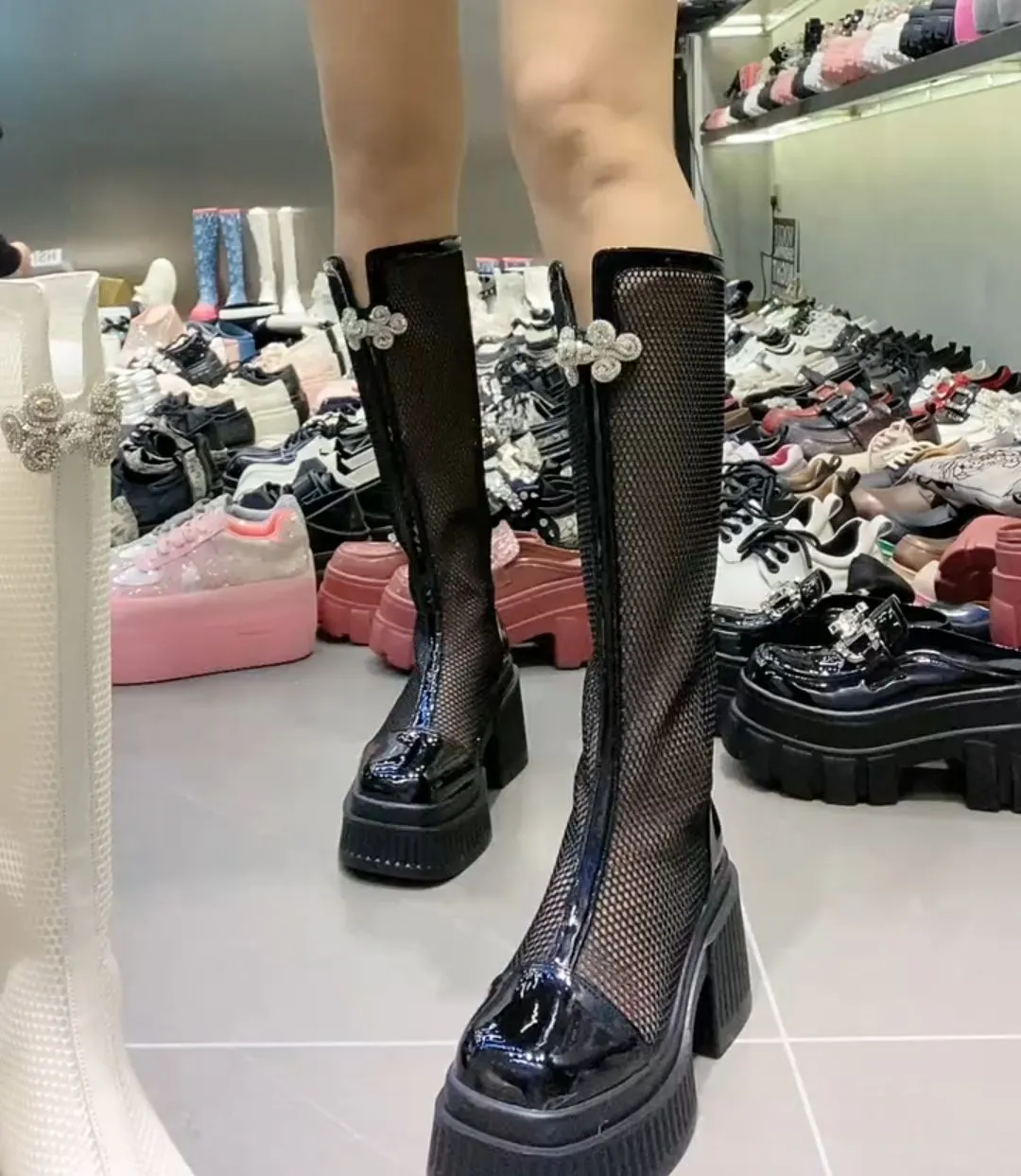 Breathable high sandals