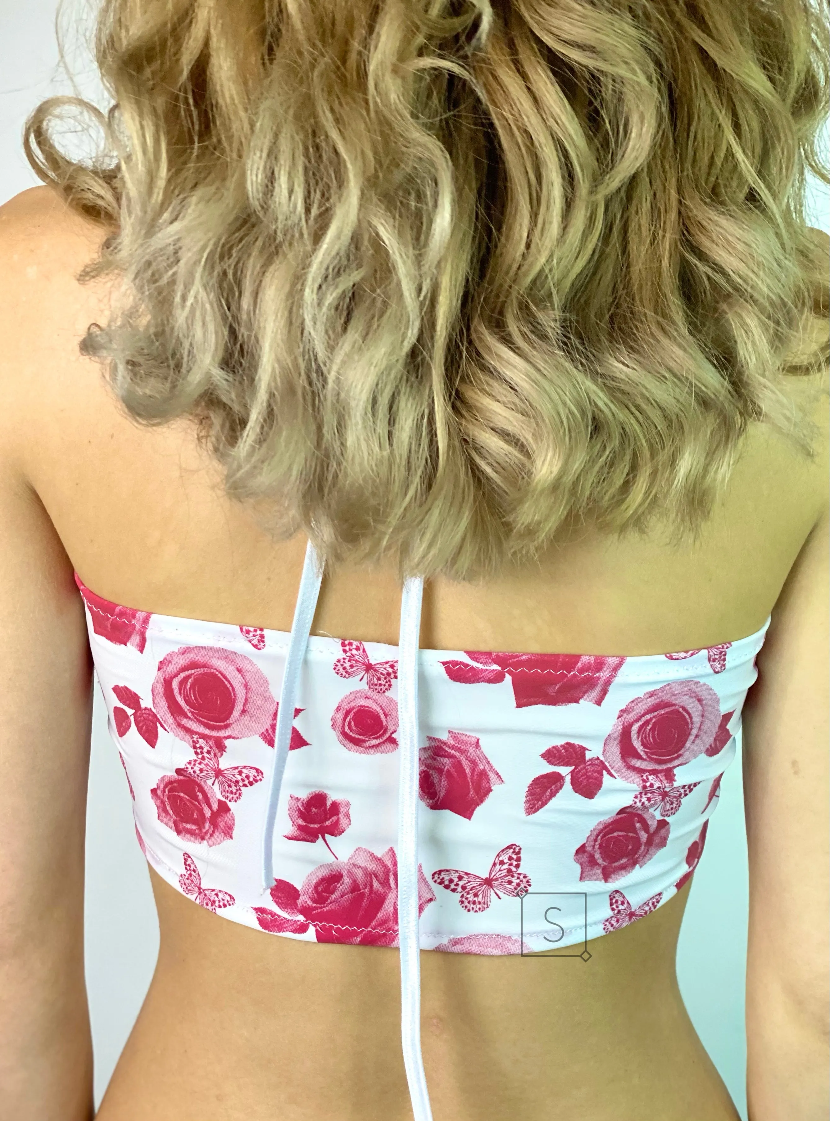 Butterfly Kissed Halter Bandaeu