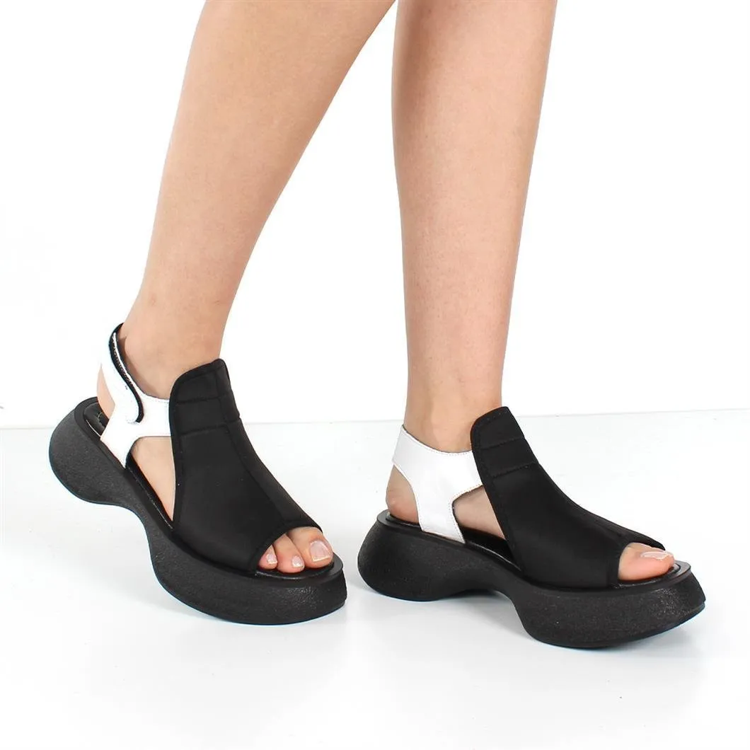 Comfortable Colorblock Fishtoe Sandals