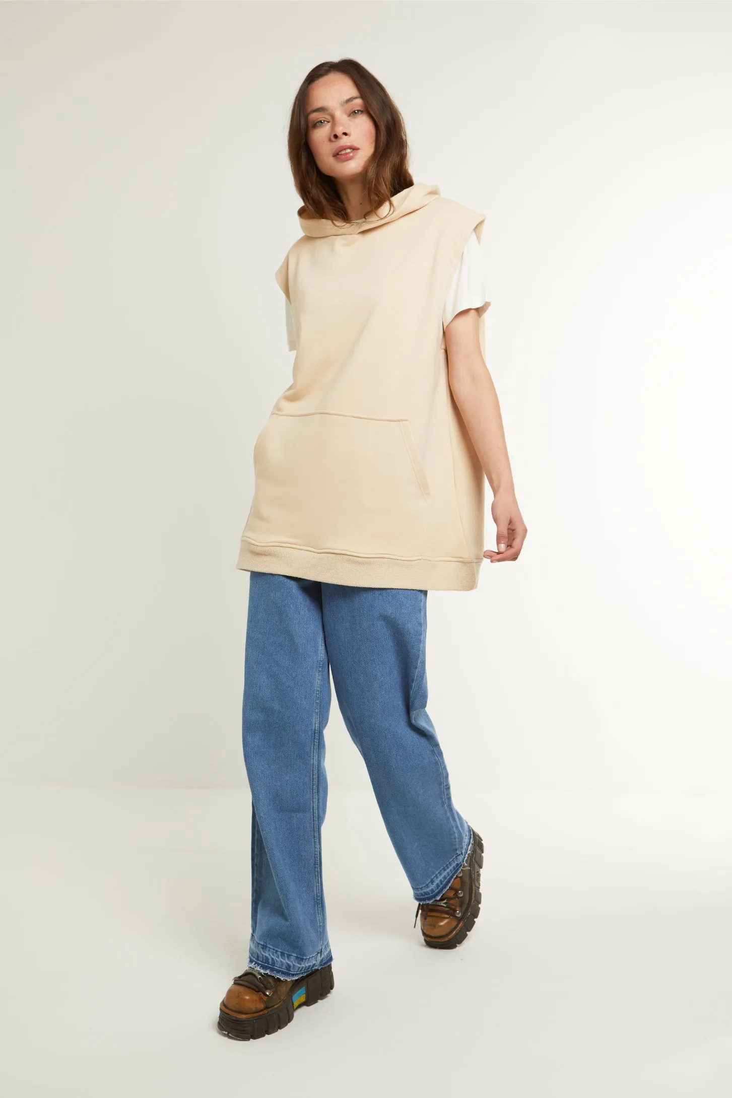 HOODED OVERSIZED VEST - BEIGE