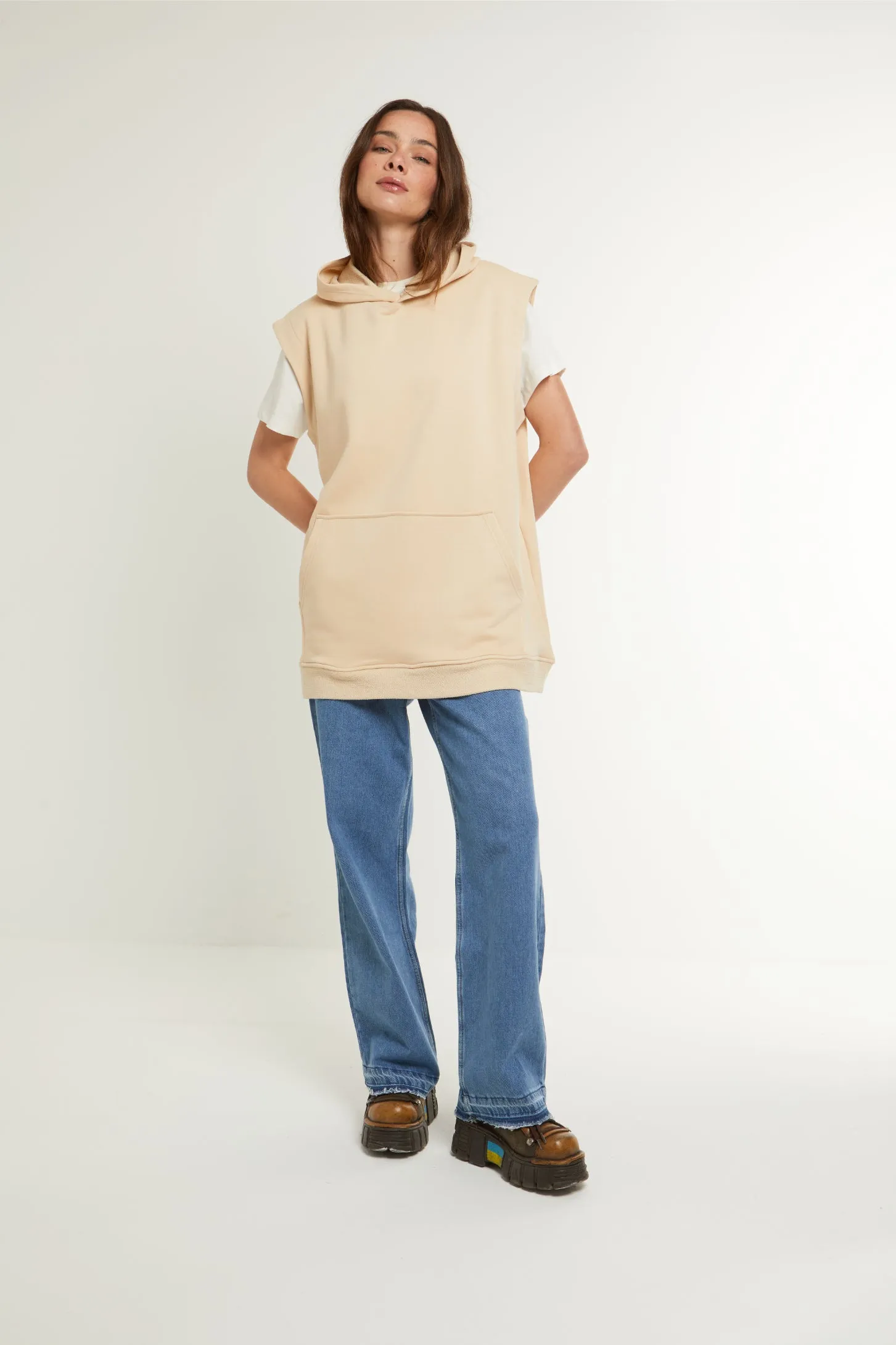 HOODED OVERSIZED VEST - BEIGE
