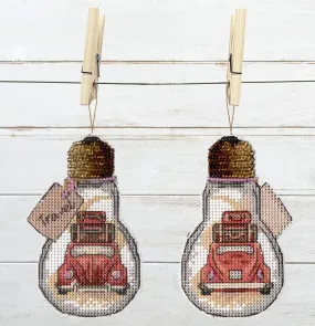 RED CAR "Travel series", Counted Cross-Stitch Kit, 14 count plastic canvas, size 6 x 11 cm, CRYSTAL ART (T-84)