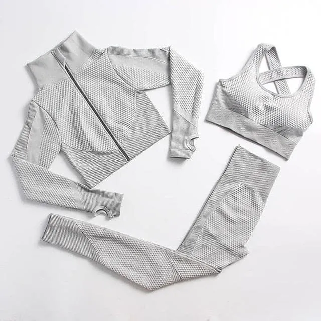 Seamless Yoga Set for Women - Breathable, Comfortable, and Stylish