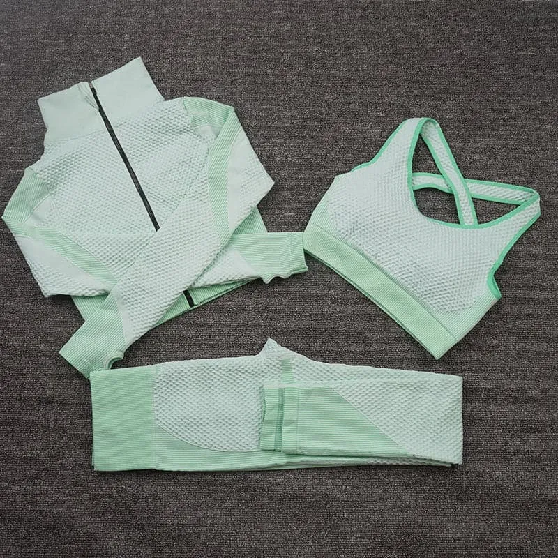 Seamless Yoga Set for Women - Breathable, Comfortable, and Stylish