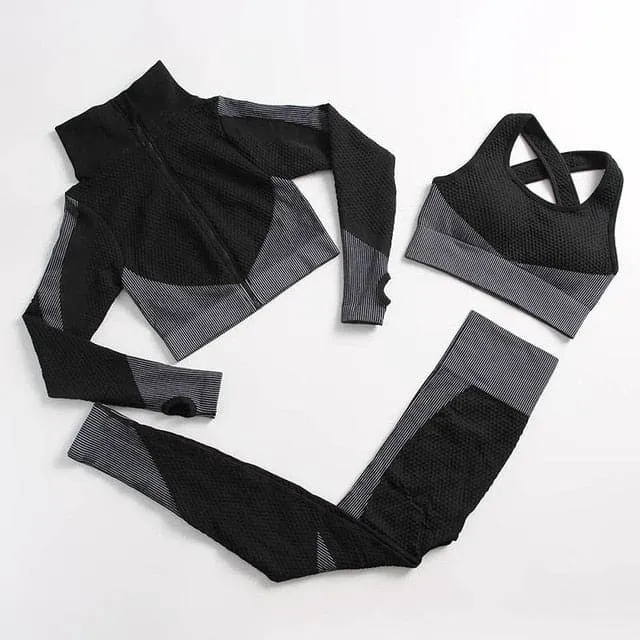 Seamless Yoga Set for Women - Breathable, Comfortable, and Stylish